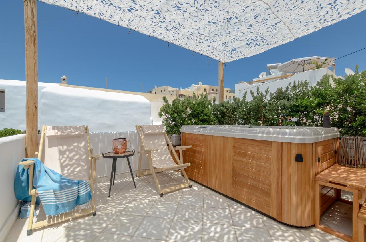 Honey & Cinnamon Luxury Suite Naxos City Exterior photo